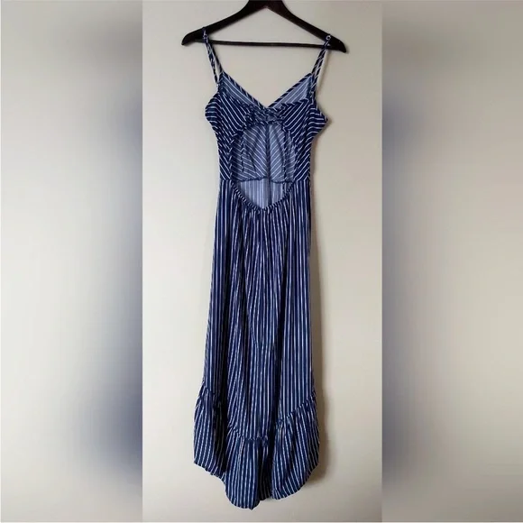 DONATED ❌BLUENOTES stripped spaghetti straps maxi dress size M - Picture 2 of 4